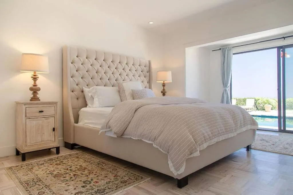 Villa Amazing View-Pool-Spa Home Near Universal Studios & Beverly Hills Los Angeles